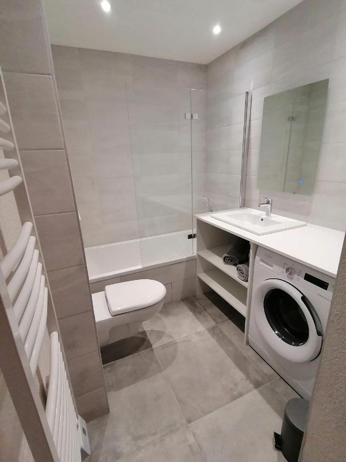 Chez Leon, Jacuzzi Et Sauna Des Le 1Er Septembre 2025 Samoëns Exterior foto