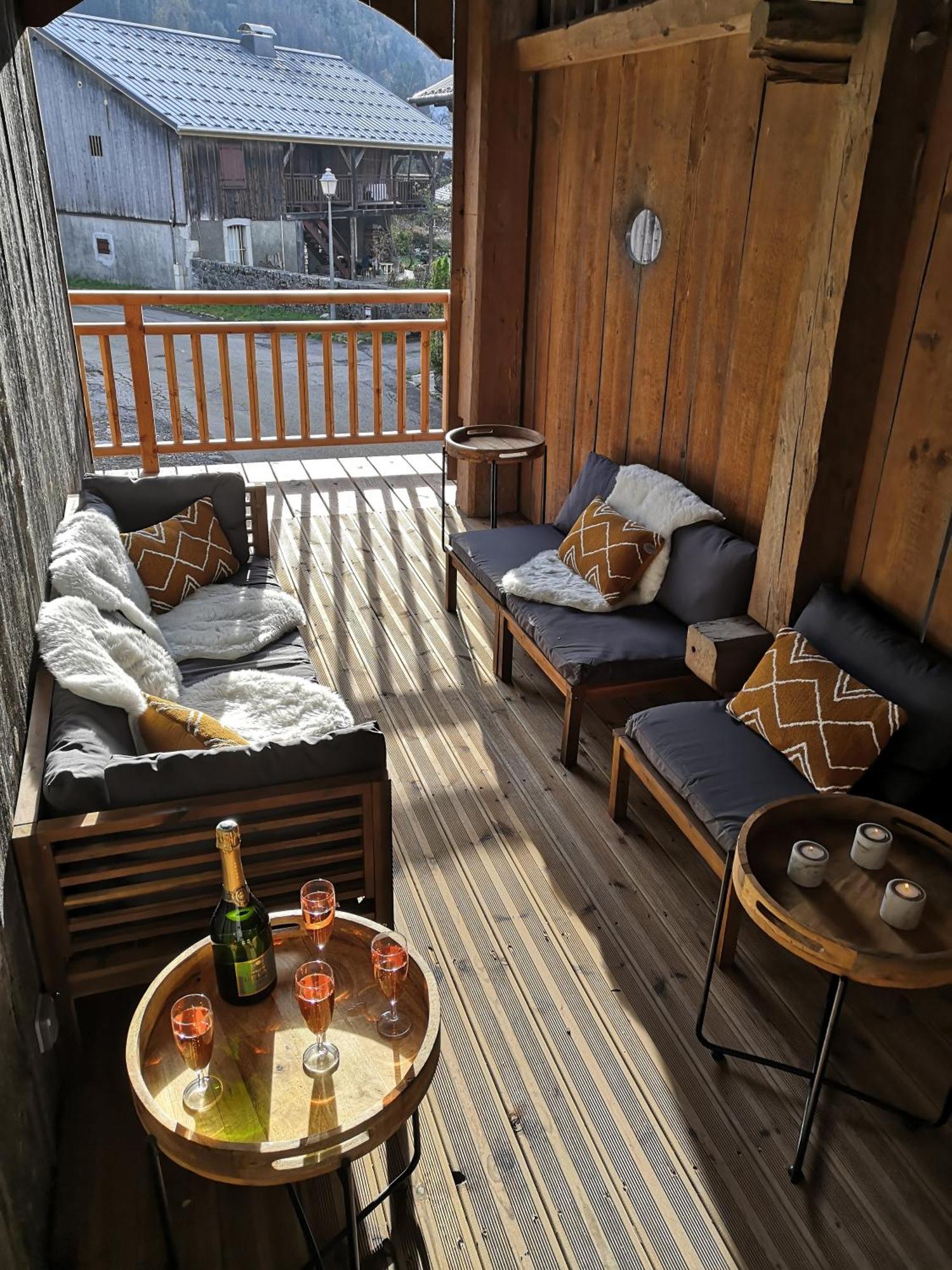 Chez Leon, Jacuzzi Et Sauna Des Le 1Er Septembre 2025 Samoëns Exterior foto